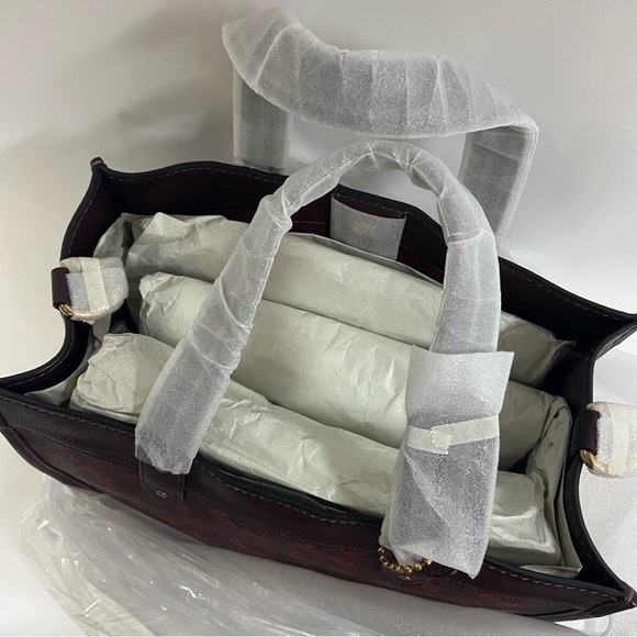 Coach Field Tote With Horse And Carriage Print - Picture 15 of 16